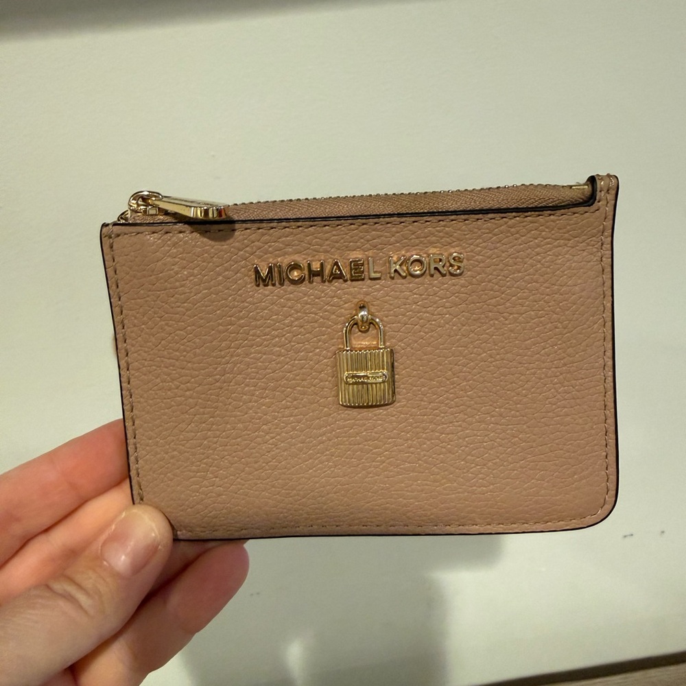 Michael Kors Jet Set Travel Small Top Zip Coin Pouch with ID holder